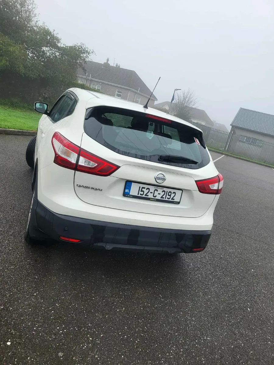 2015 Nissan Qashqai 1.2L Petrol - Image 3