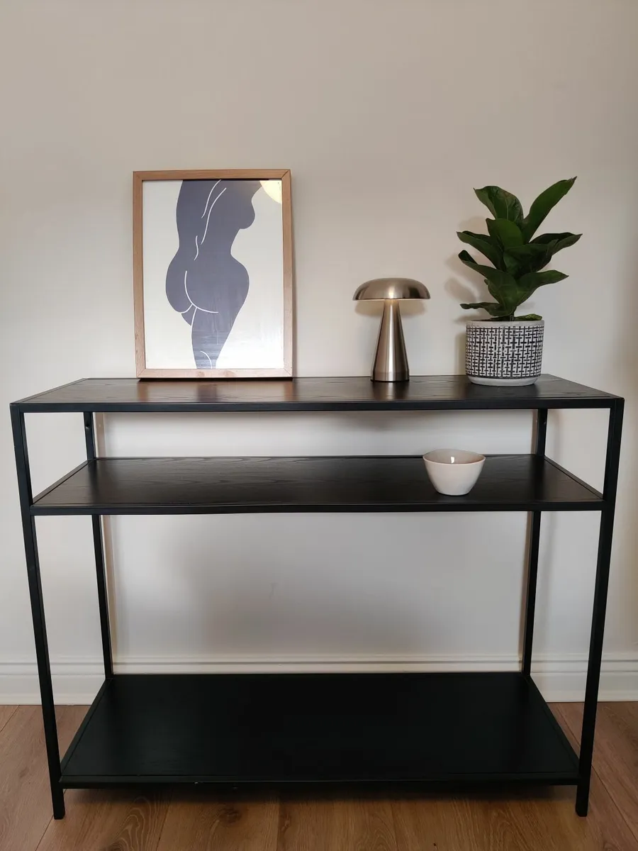 Console table - Image 1