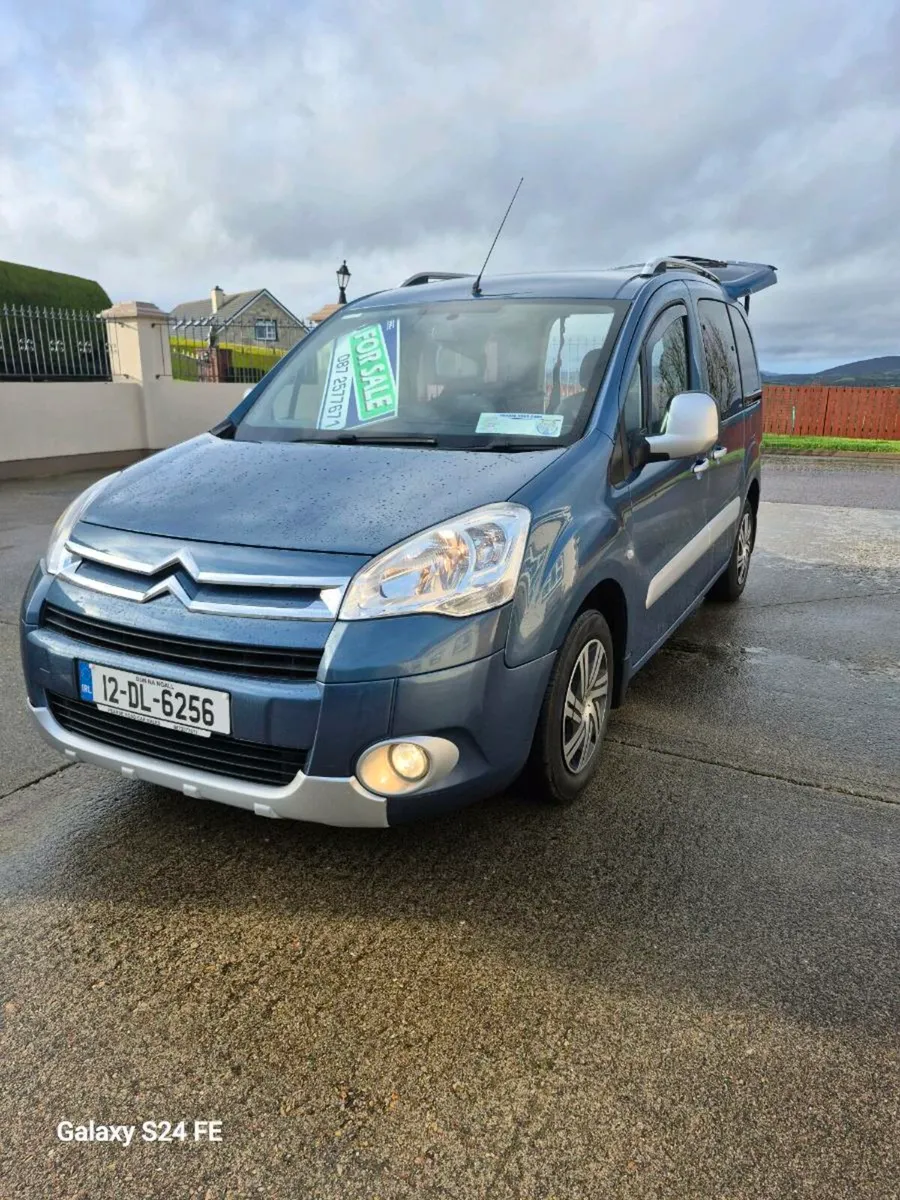 Wheelchair accessible - Image 3