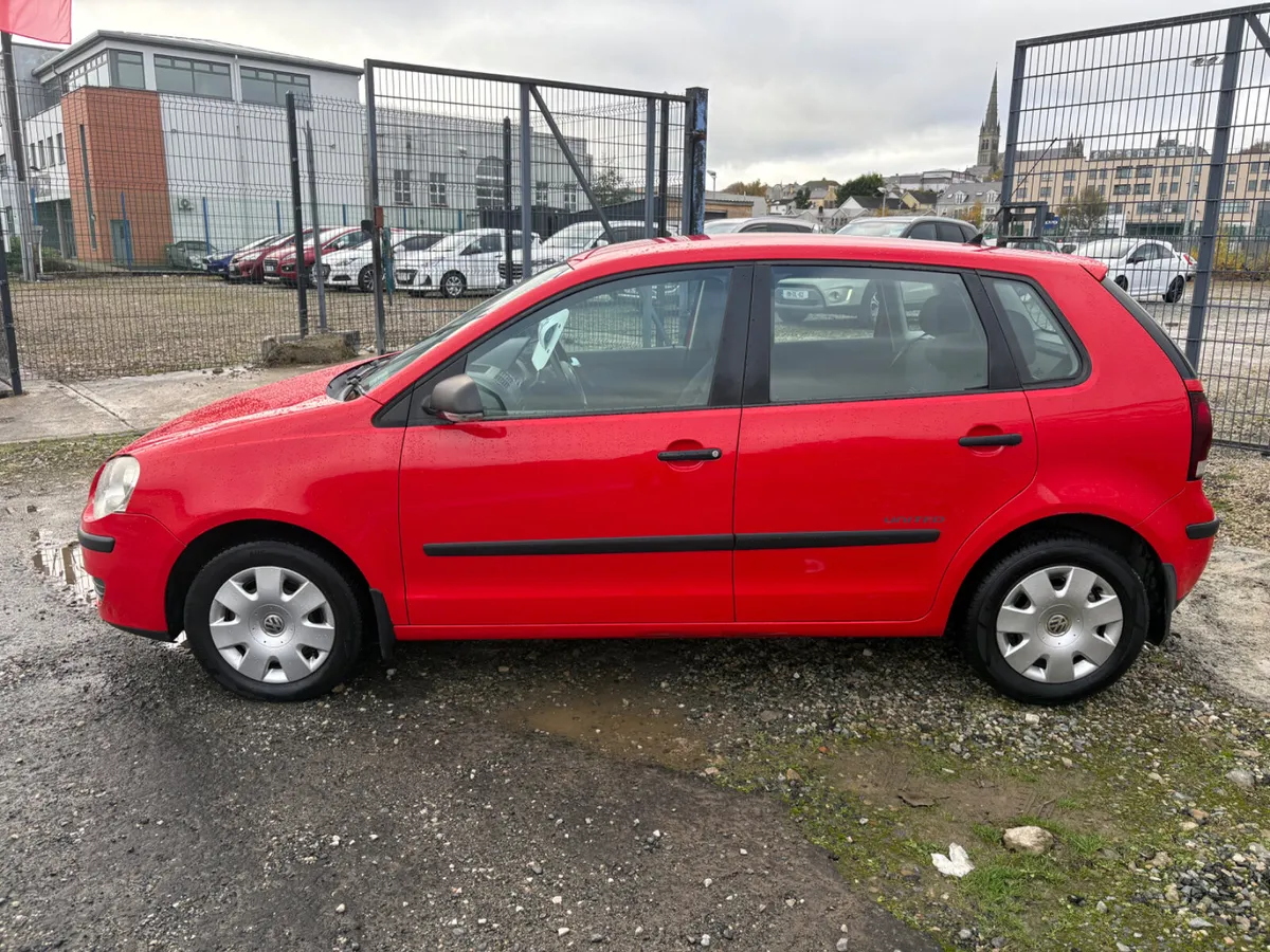 Volkswagen Polo 2009 - Image 4