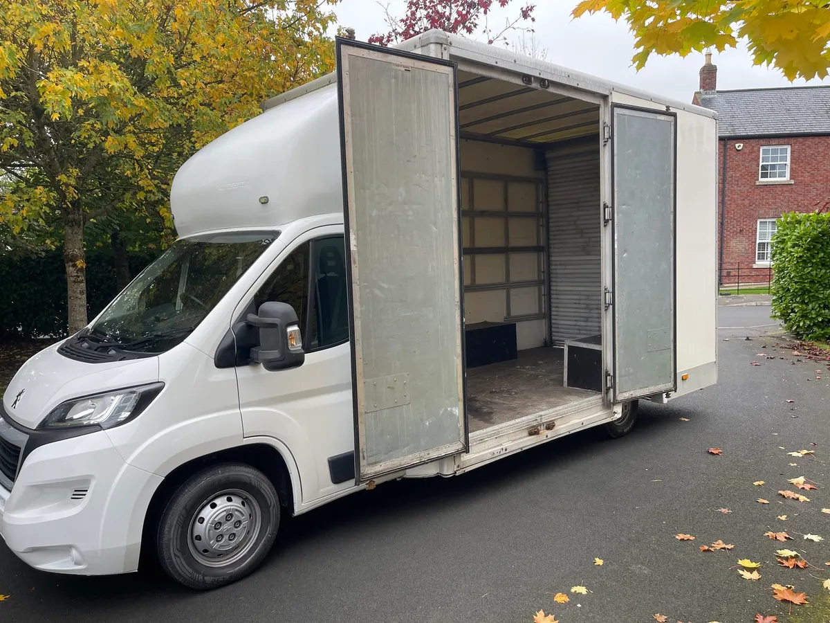 2016 Peugeot Boxer 2.2HDIlow loader box van - Image 1