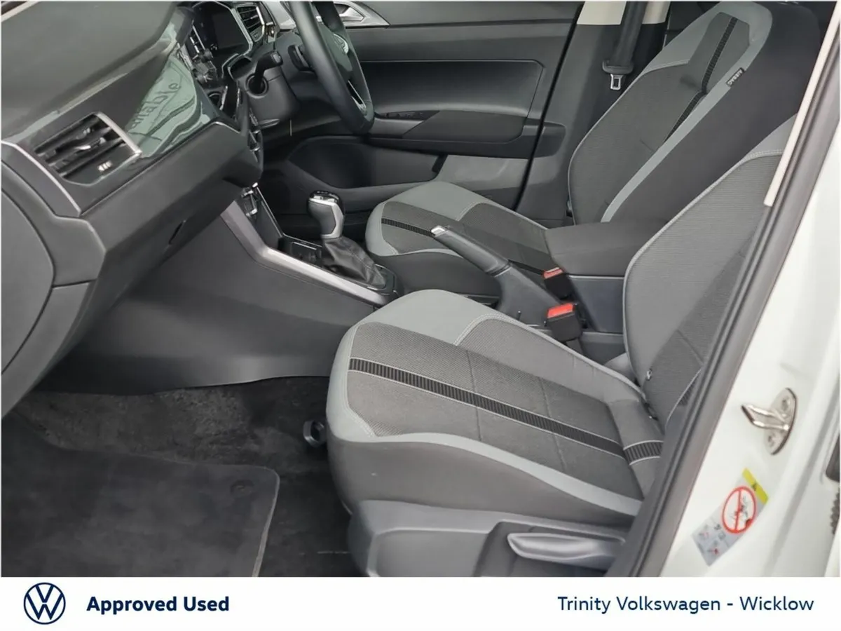 Volkswagen Polo ** AVAILABLE FOR 261 ** STYLE ** D - Image 4
