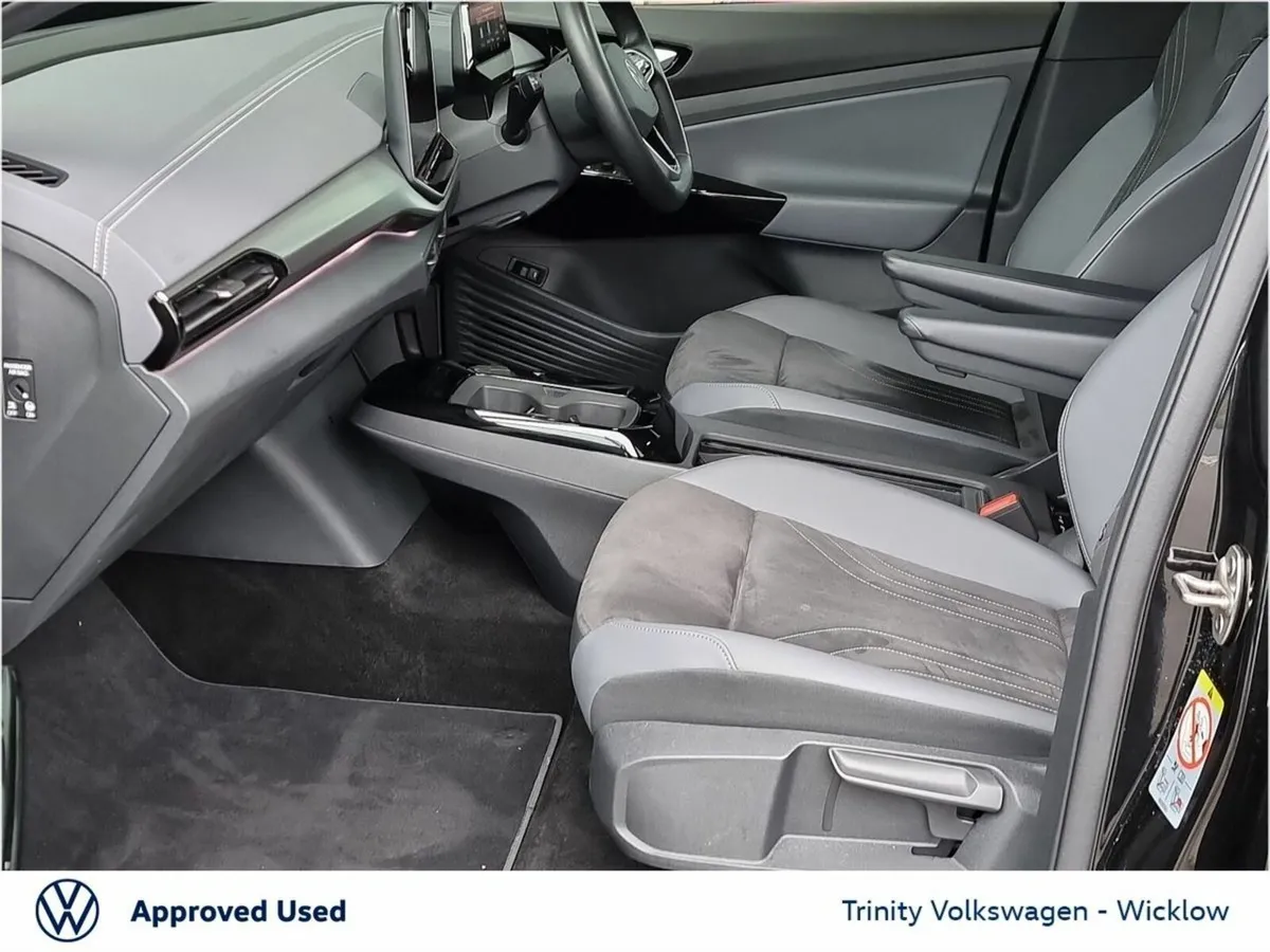 Volkswagen ID.4 ** PRO PLUS ** 77kWh ** 286BHP ** - Image 4