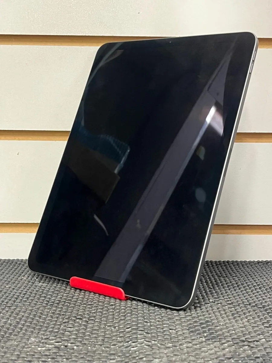 iPad Air 4th Gen 256GB - Image 2