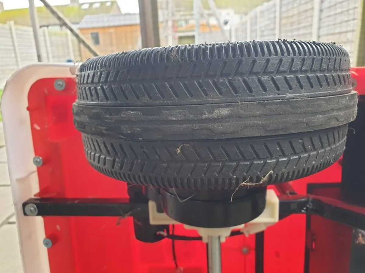 Fireman Sam Truck  (New Battery & New Wheels) - Image 2