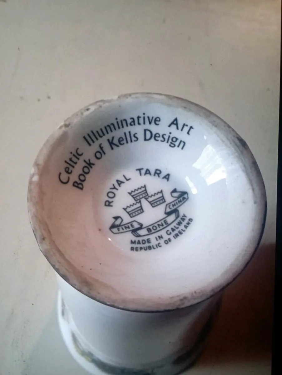 VINTAGE llluminative  book of kells Royal Tara Cup - Image 3