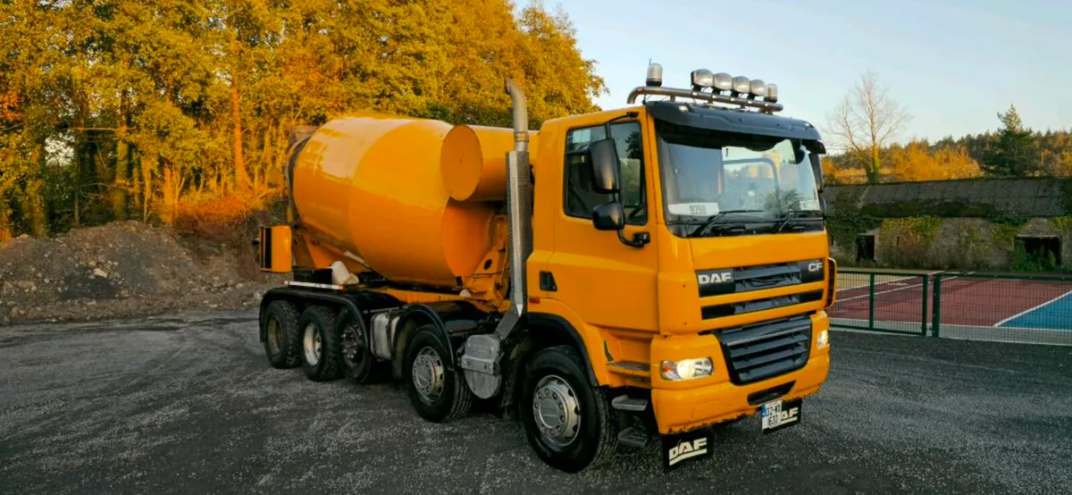 Truck Daf cf85 460bhp  concrete mixer 5 axle rigid - Image 1