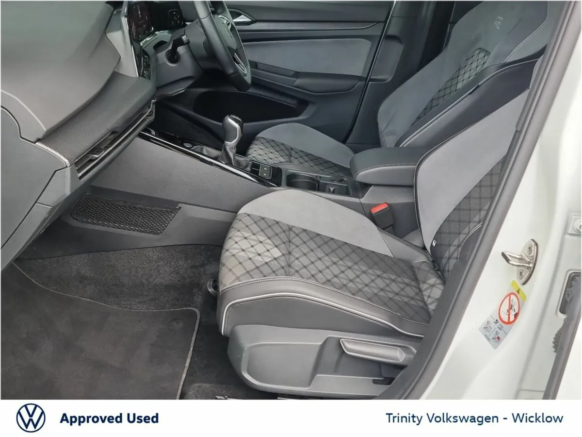 Volkswagen Golf ** DEPOSIT TAKEN ** R-LINE ** 2.0 - Image 4