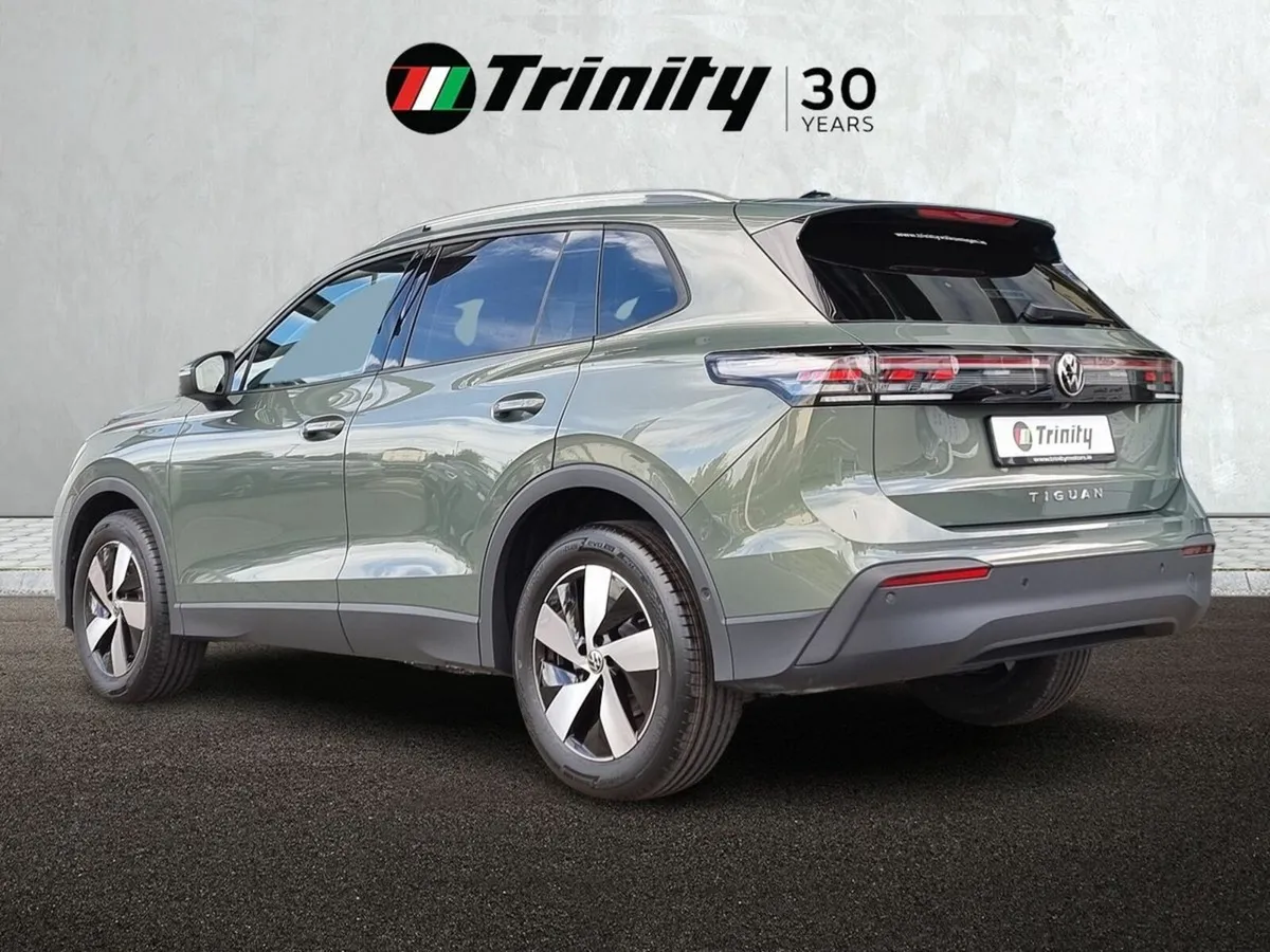 Volkswagen Tiguan ** AVAILABLE FOR 2026 ** EDITION - Image 3