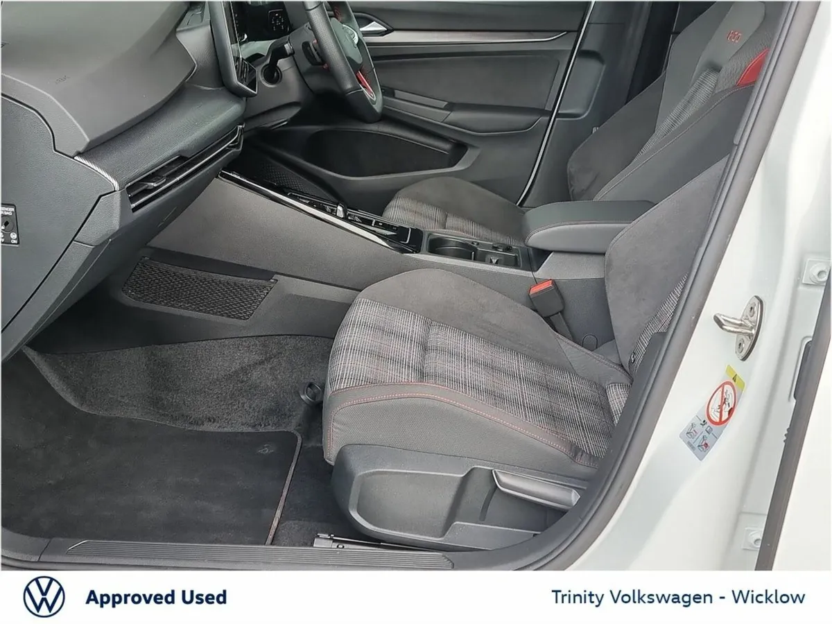 Volkswagen Golf  ** GTI ** NEW MODEL ** 265 BHP DS - Image 4