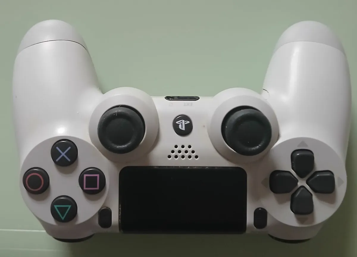 PS4 Controller - Image 4