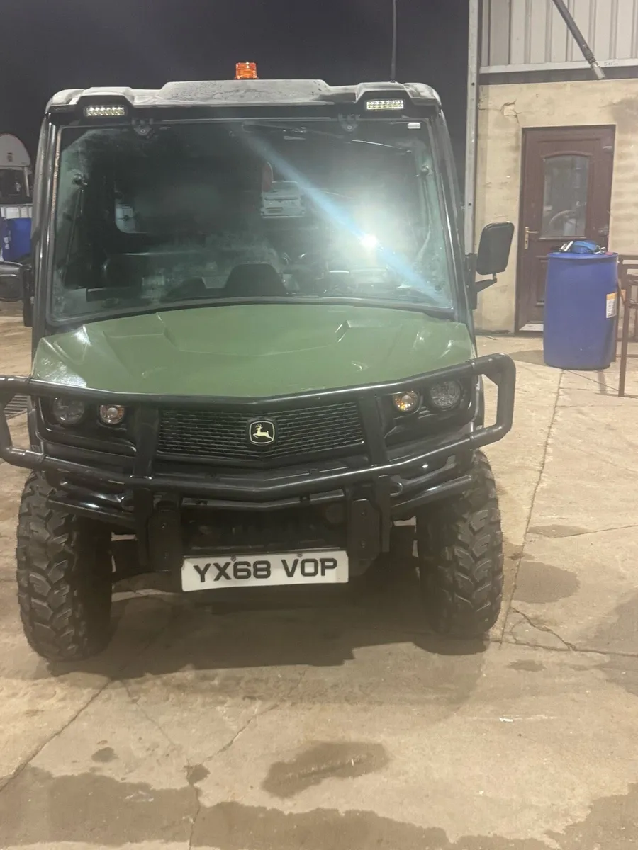 John Deere gator 865m - Image 1