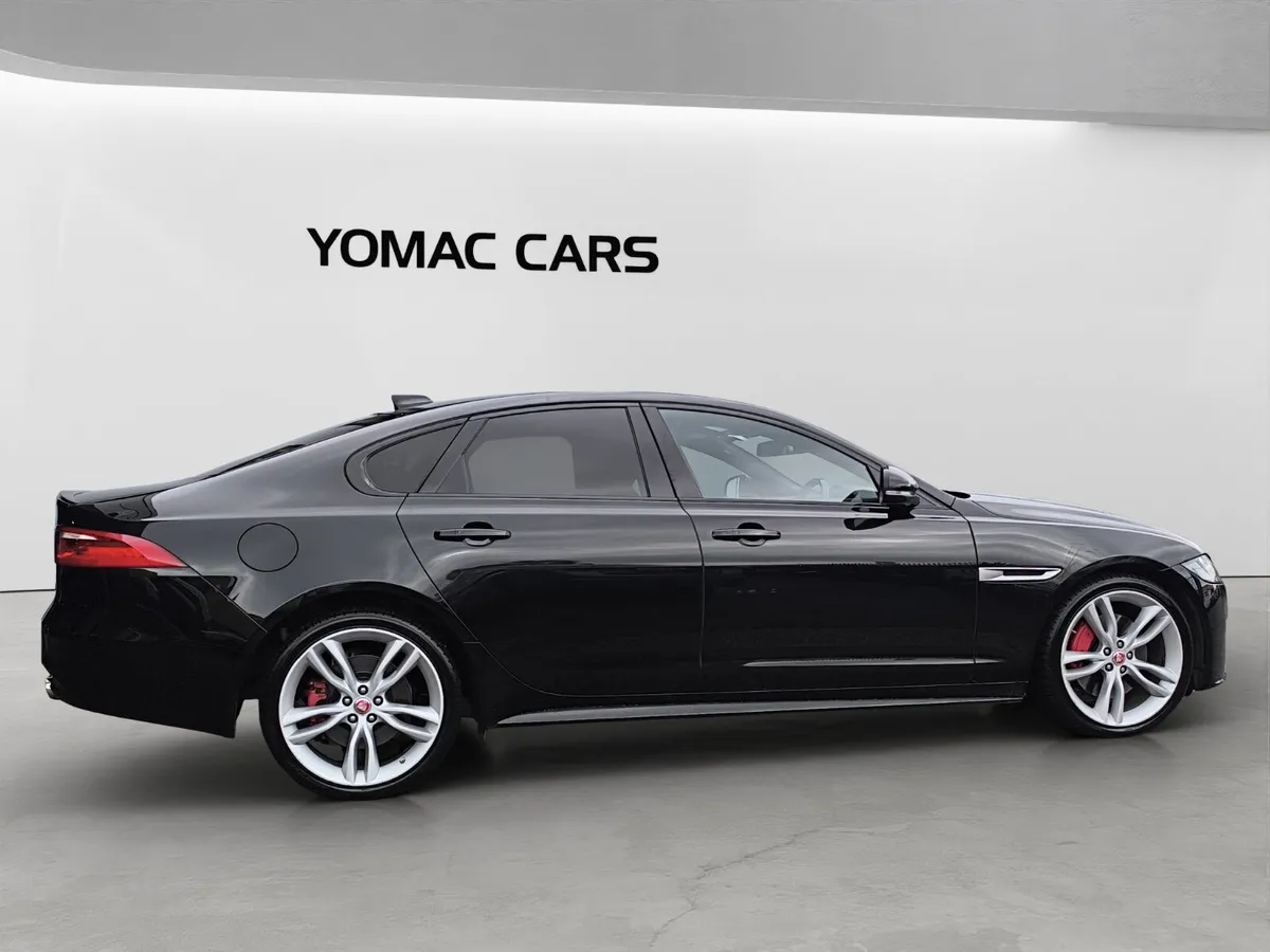 JAGUAR XF 300s -- 300BHP V6 TWIN-TURBO -- RARE CAR - Image 3