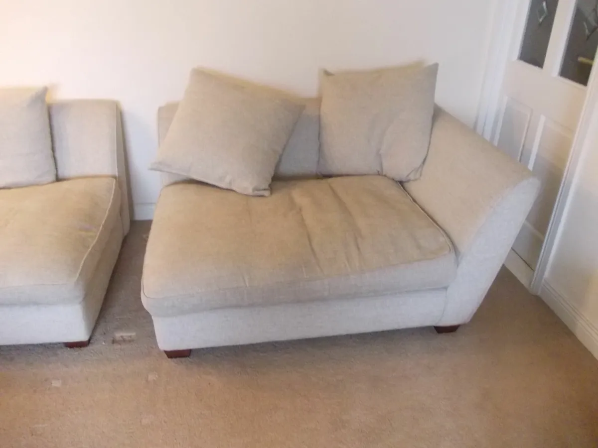 Corner Suite . - Image 3