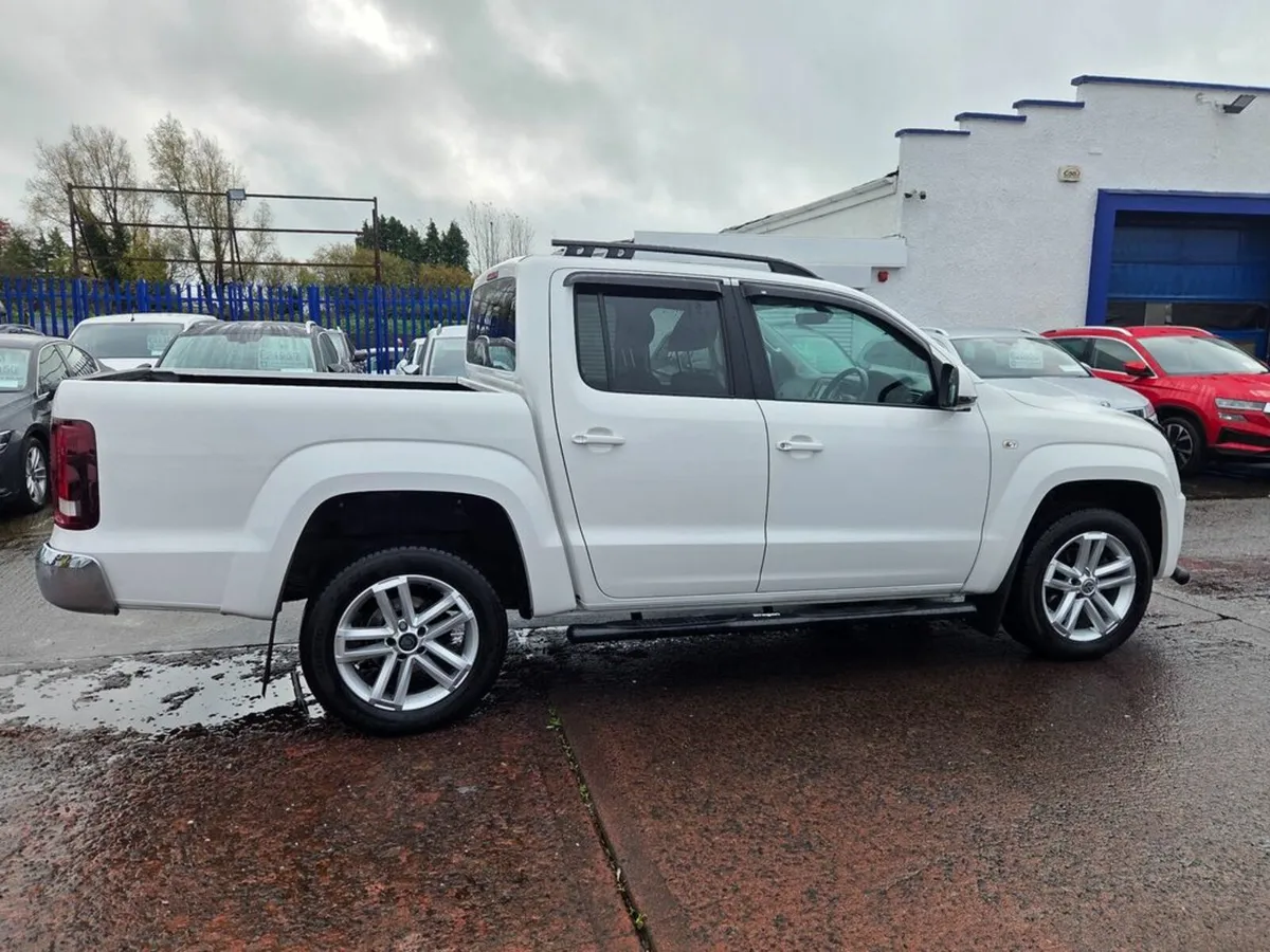 Volkswagen Amarok DC V6 TDI HIGHLINE 4MOTION - Image 2