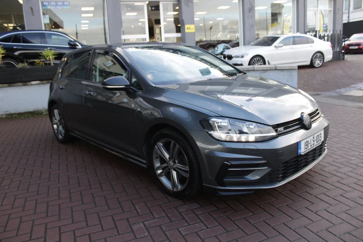 GOLF 1.6 TDI R-LINE PLUS 5DR HATCHBACK // IRISH CA - Image 1