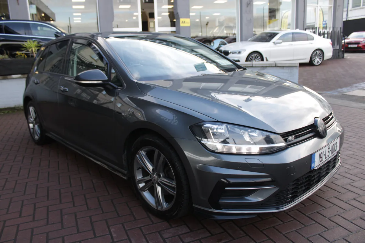 GOLF 1.6 TDI R-LINE PLUS 5DR HATCHBACK // IRISH CA - Image 2