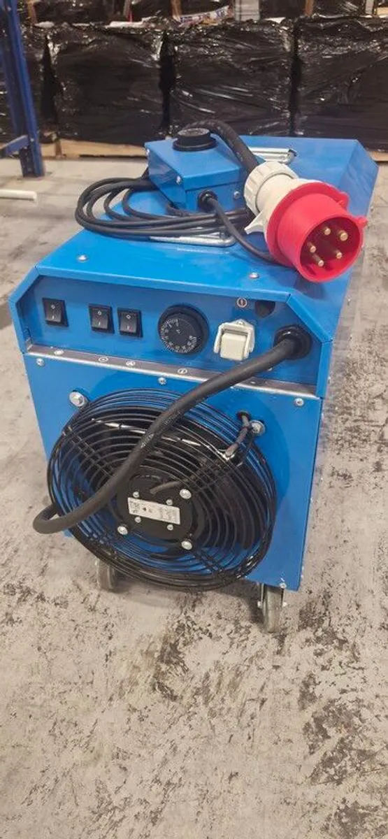 Industrial Blow Heater - Broughton FFHT32 32A - Image 1