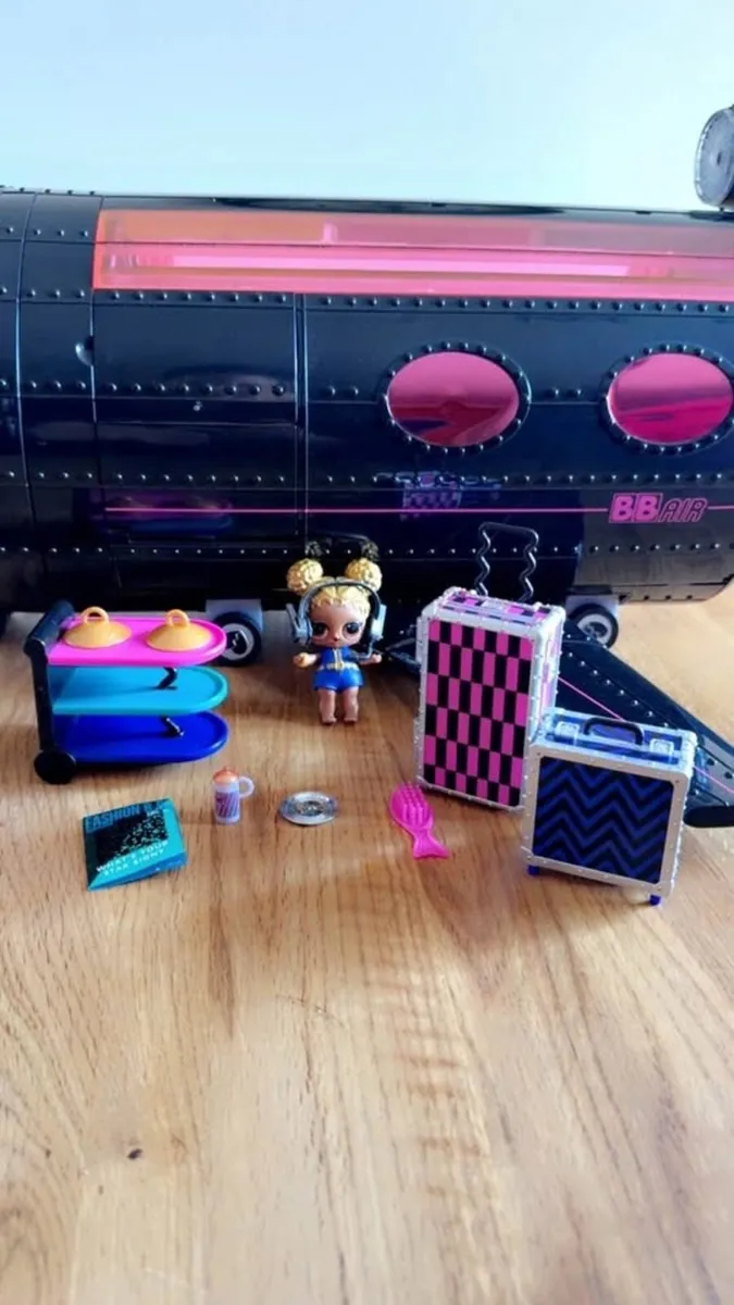 LOL Aeroplane with accessories - Image 1