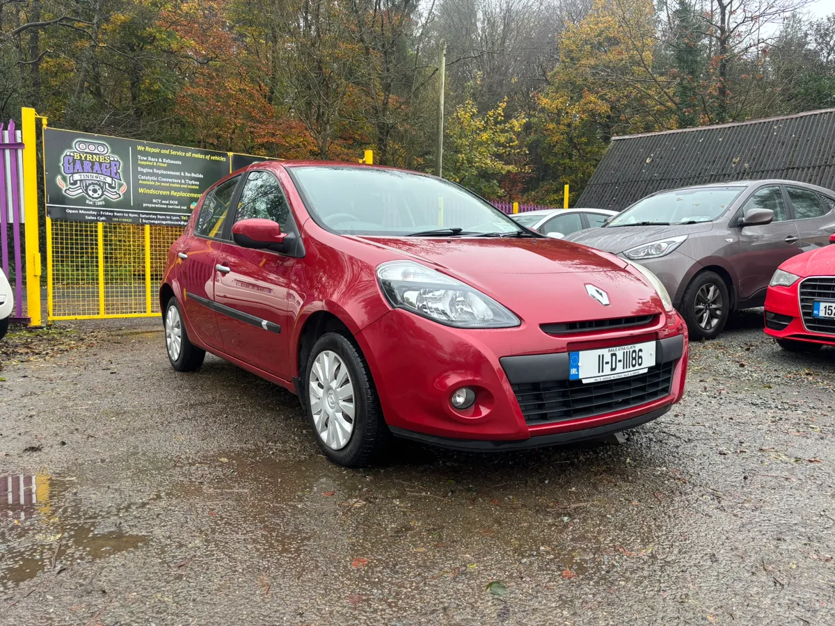 Lovely Renault Clio NCT Tax Warranty - Image 1