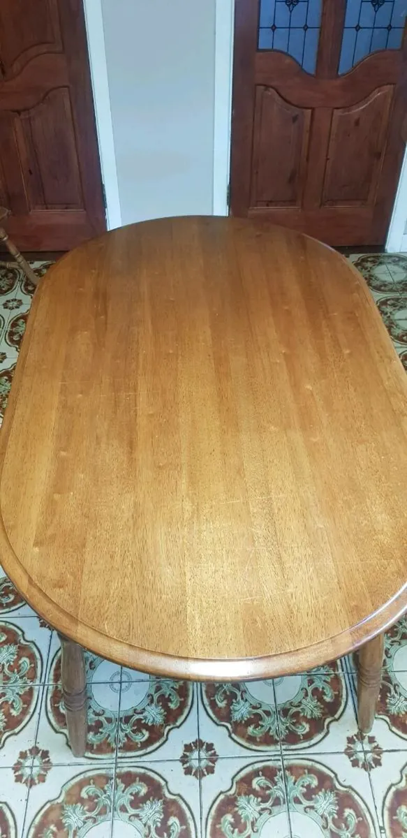 Kitchen table - Image 2