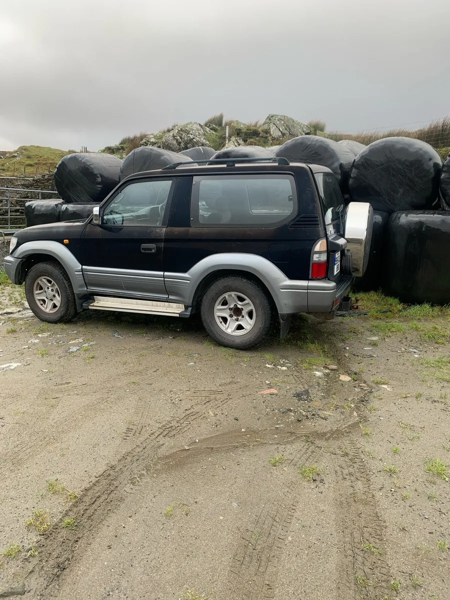 Toyota Land Cruiser - Image 3