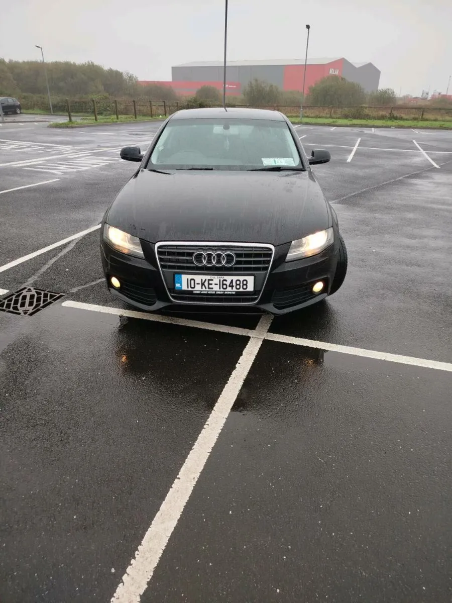 Audi A4 2.0 TDI 2010 - Image 1