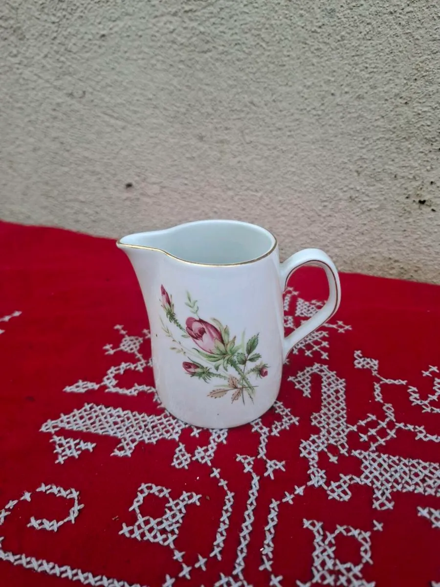 Pink rose china bavaria milk jug postage possible - Image 1