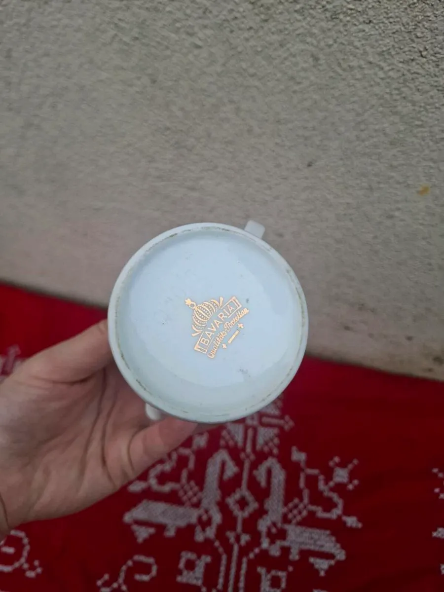 Pink rose china bavaria milk jug postage possible - Image 2