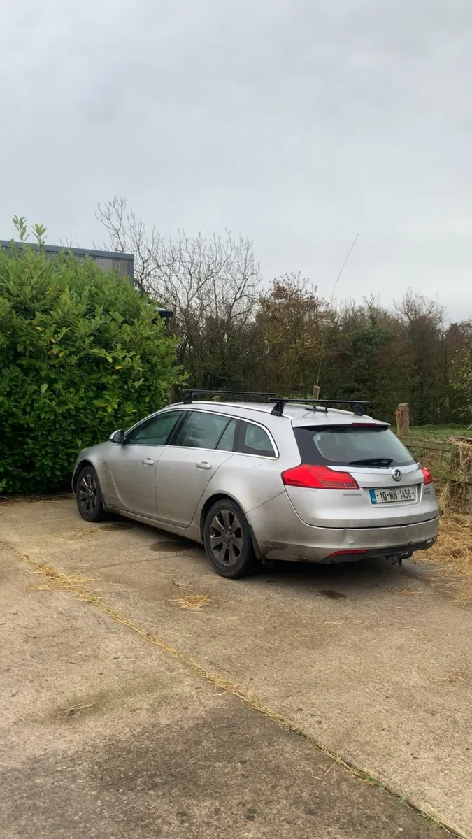 Insignia estate - Image 1