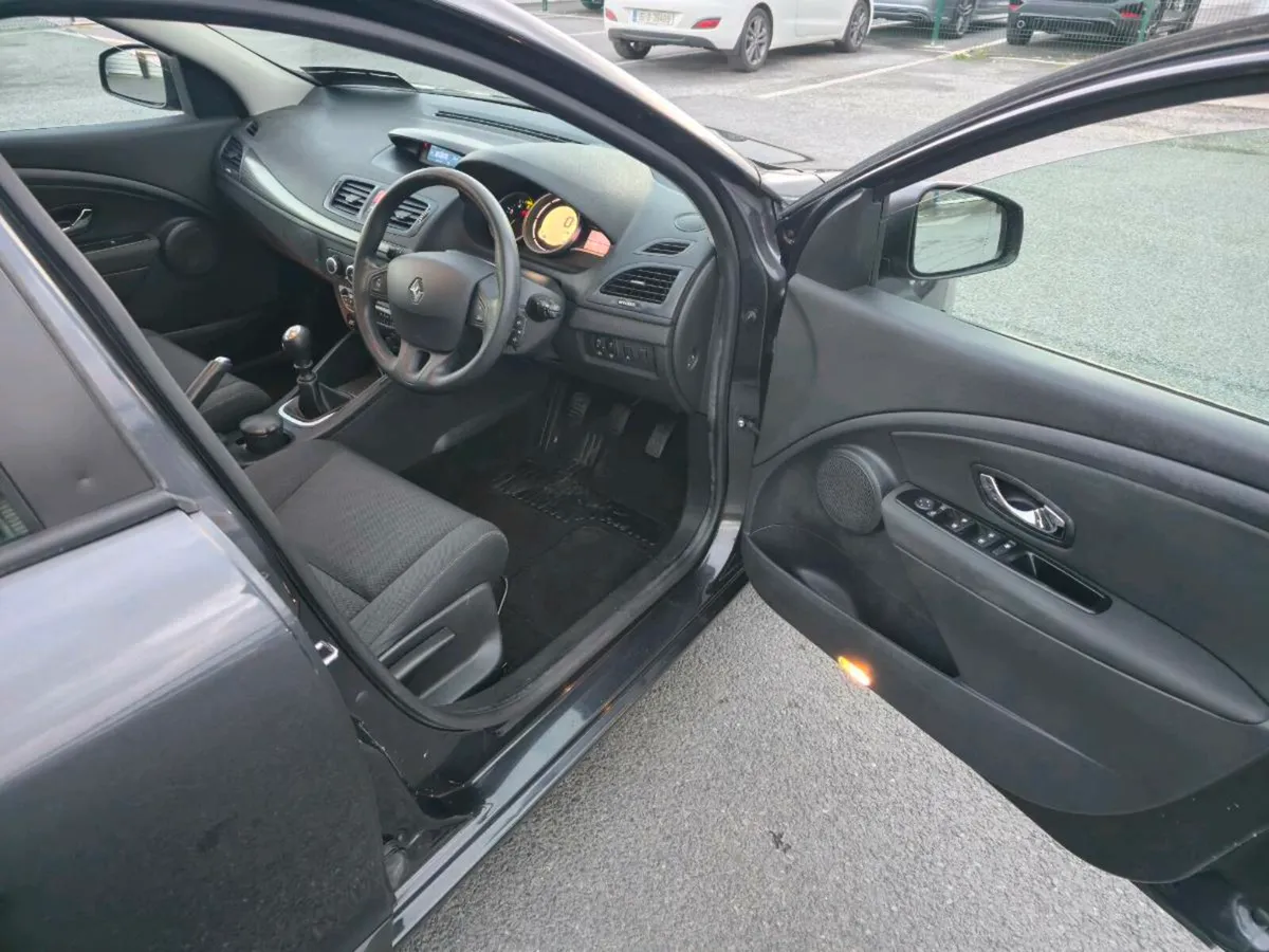 Renault Megane - Image 2