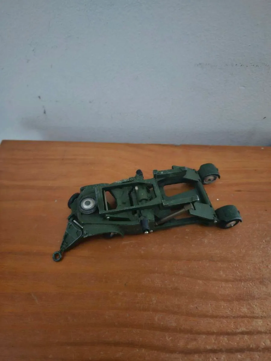 Corgi Military Missile Trailer - Image 2