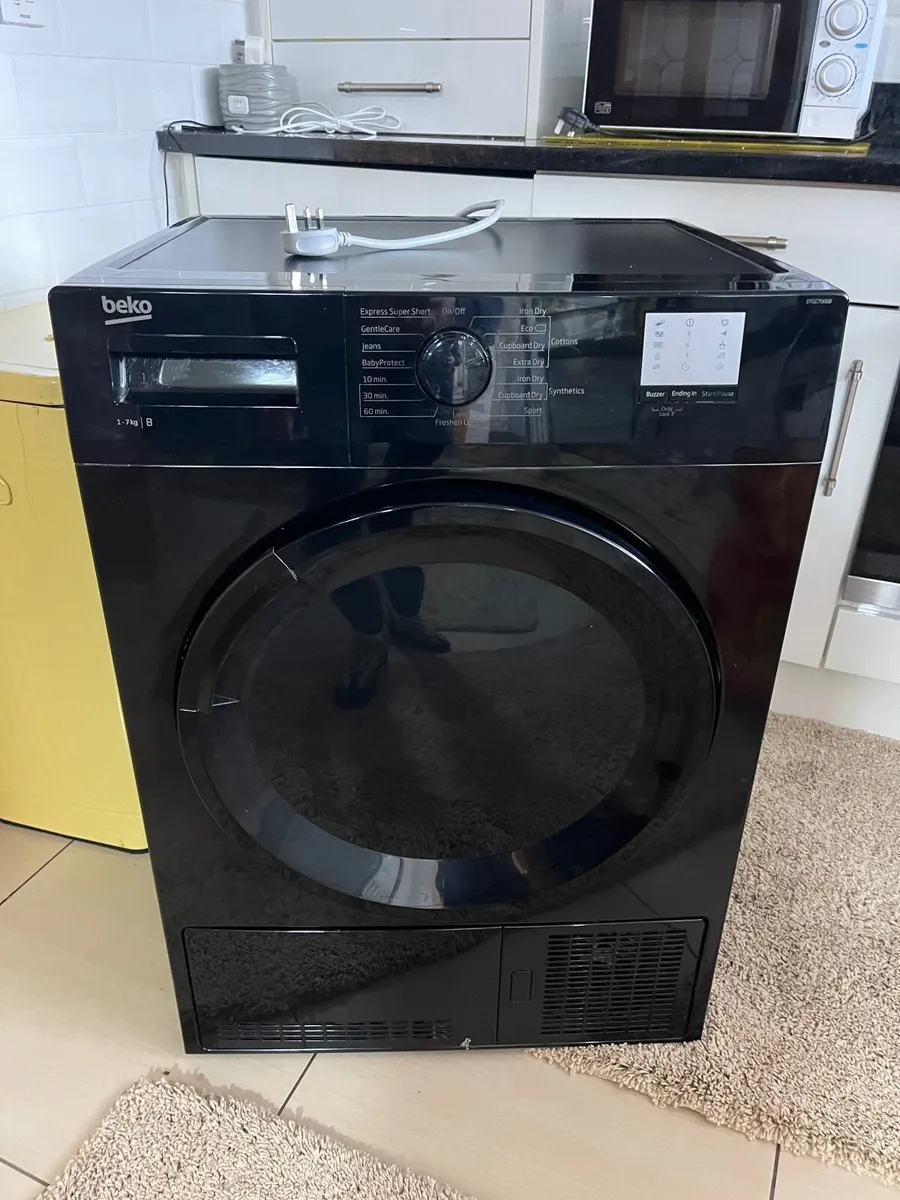 Beko condenser tumble dryer - Image 1