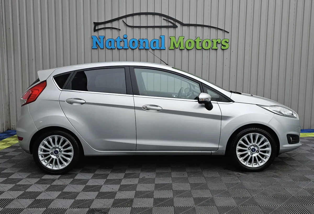 2014 Ford Fiesta 1.0P TITANIUM  125HP - Image 2