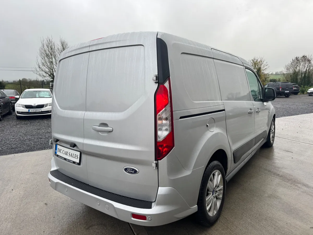 FACTORY CREWCAB FORD TRANSIT CONNECT TREND - Image 4