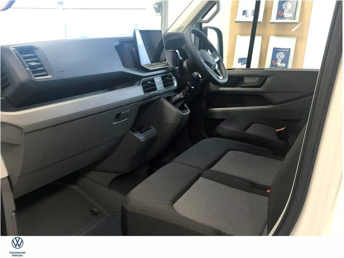 Volkswagen Crafter T35 LWB 177HP M6F Trendline - Image 4