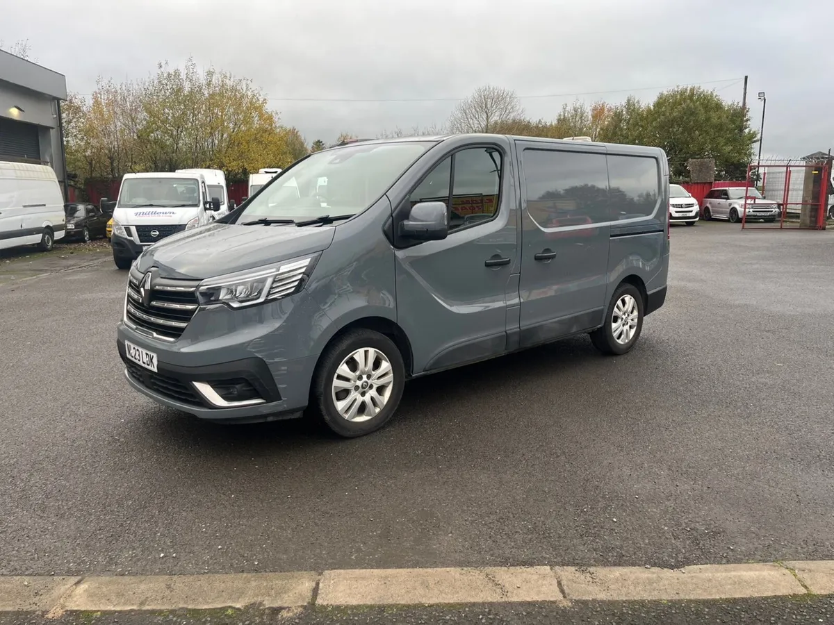 Renault Trafic 2023- On Irish Plates - Image 3