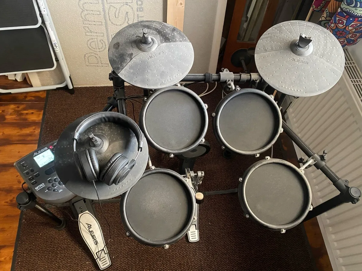 Alesis Nitro Mesh Electronic / E Drum Kit - Image 4