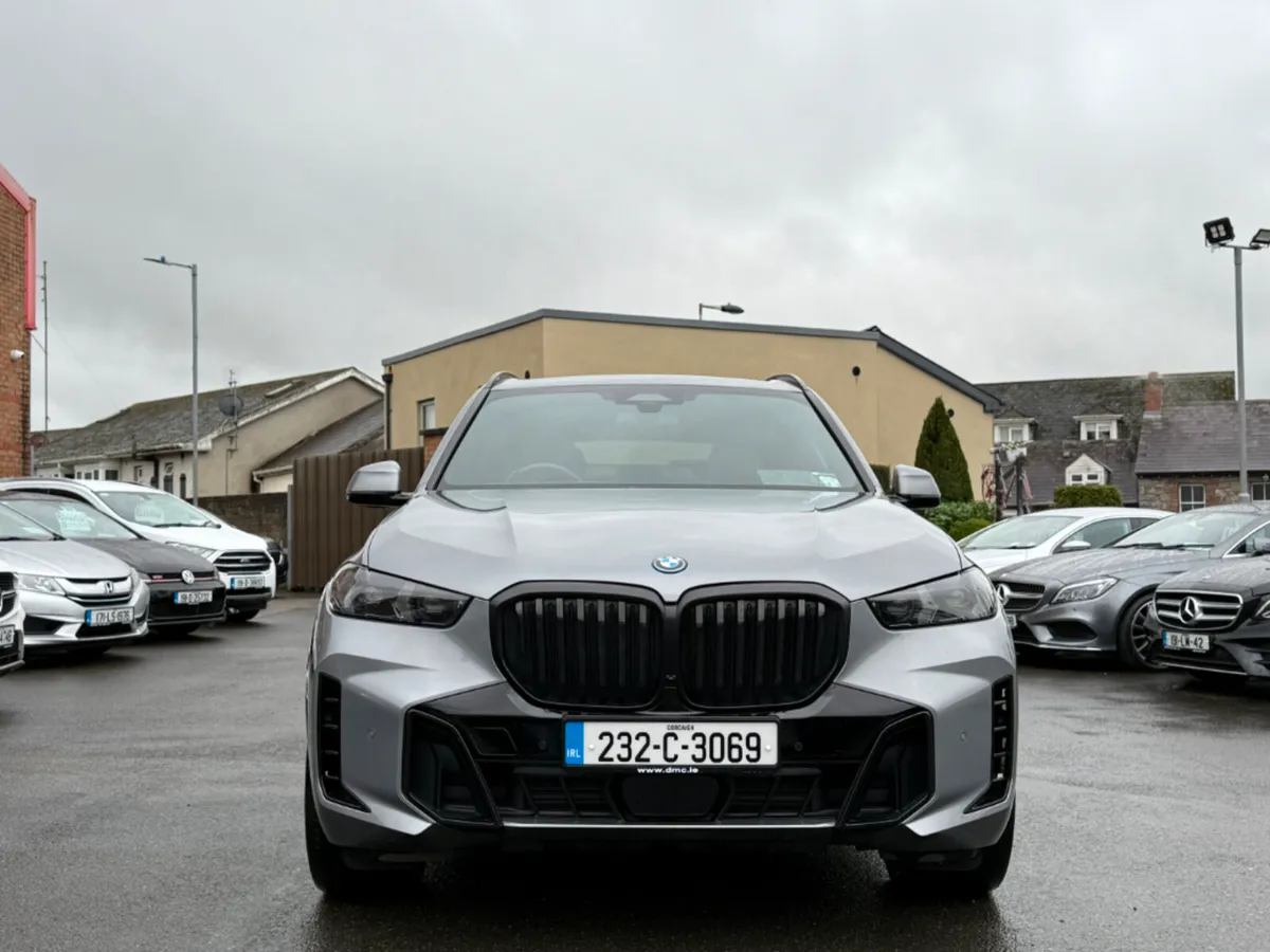 BMW X5 X5 M-SPORT 50E AUTO *NEW MODEL* - Image 2