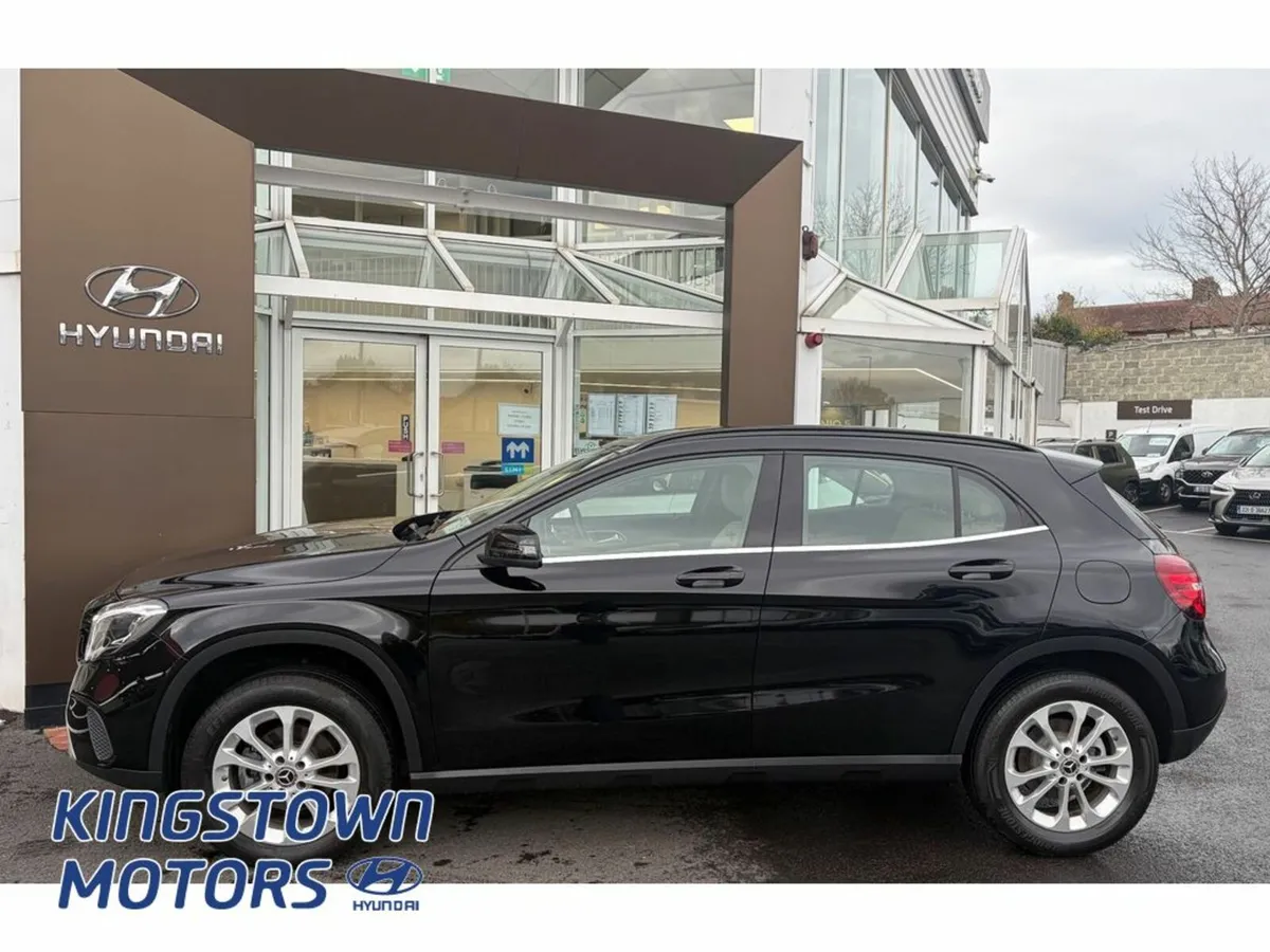 Mercedes-Benz GLA 180 Style 5DR Auto - Image 3