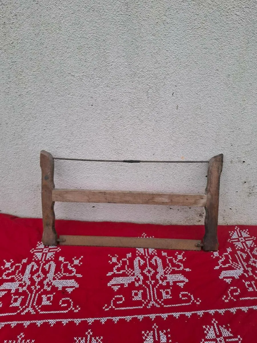 Vintage tool saw possible to post