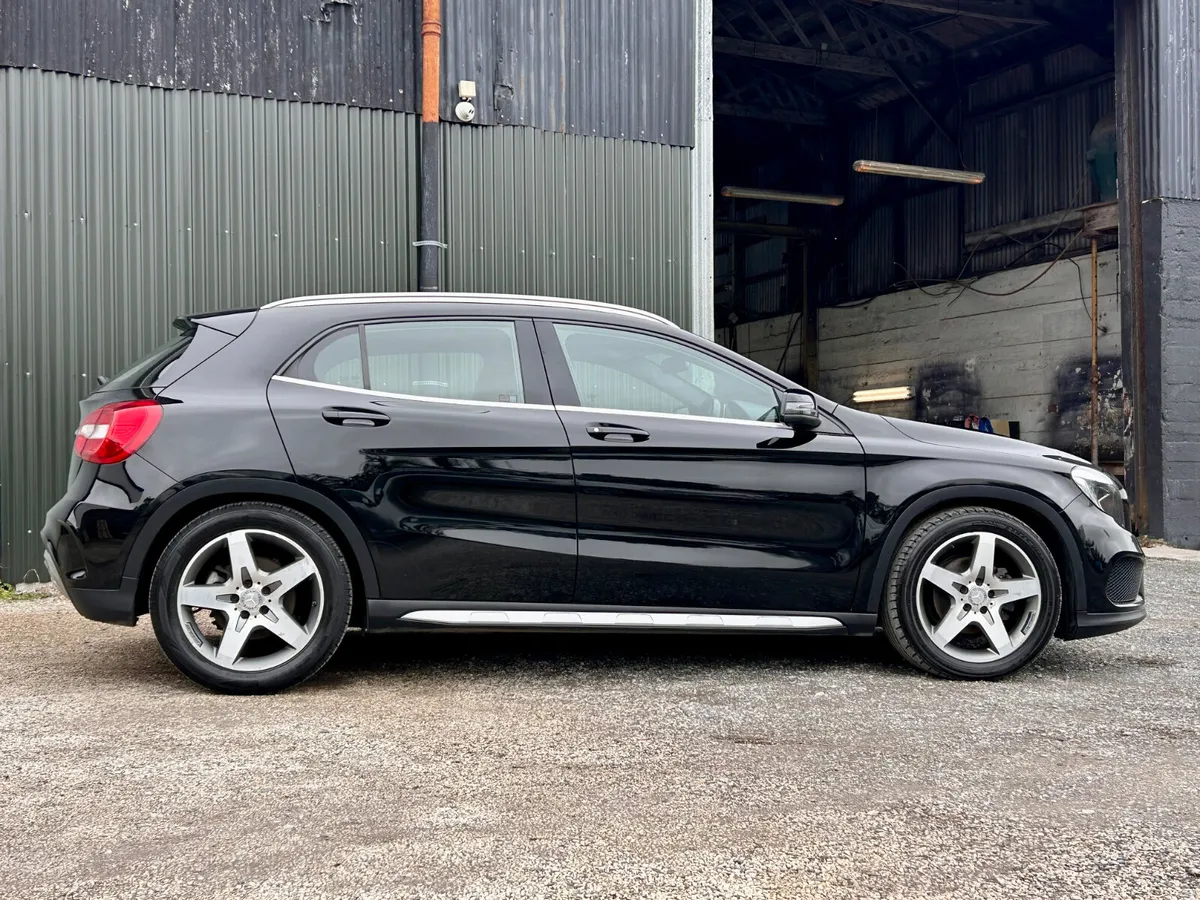 Mercedes-Benz GLA 2017 1.5 diesel - Image 3