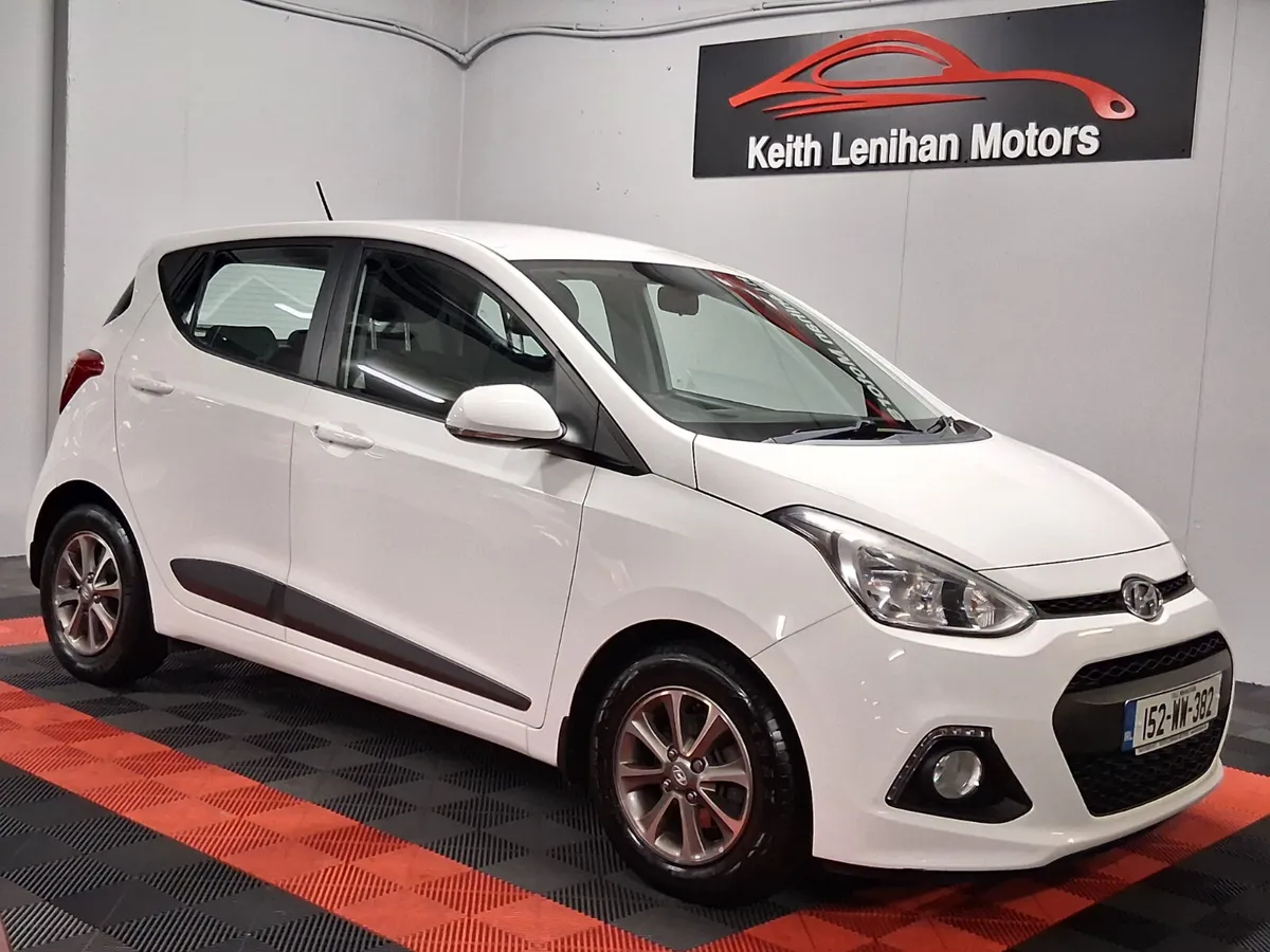 2015 Hyundai i10 **DELUXE** - Image 1