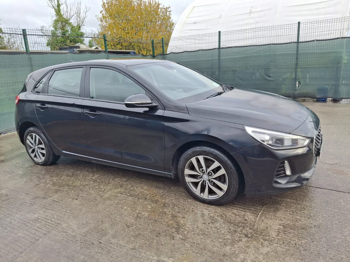172 Hyundai i30 1.6 Diesel - Image 2