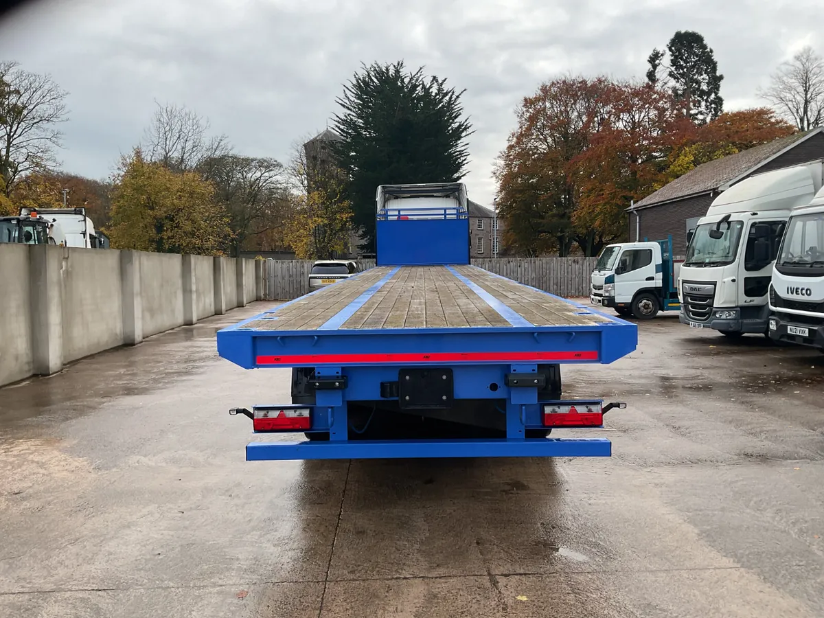2018 Dennison Tri axle Flat Trailer - Image 4