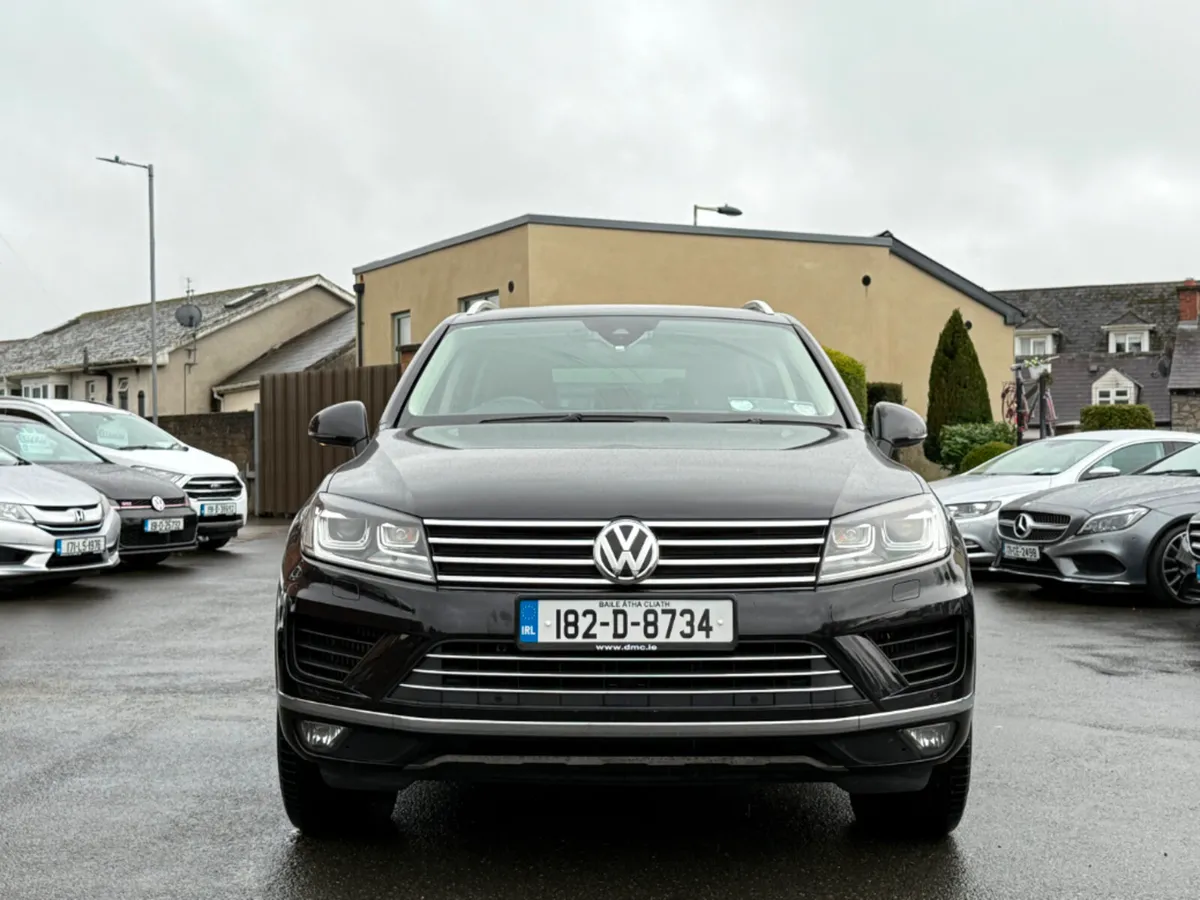 Volkswagen Touareg 3.0TDI 262BHP V6 AUTO *LOW KMS* - Image 2