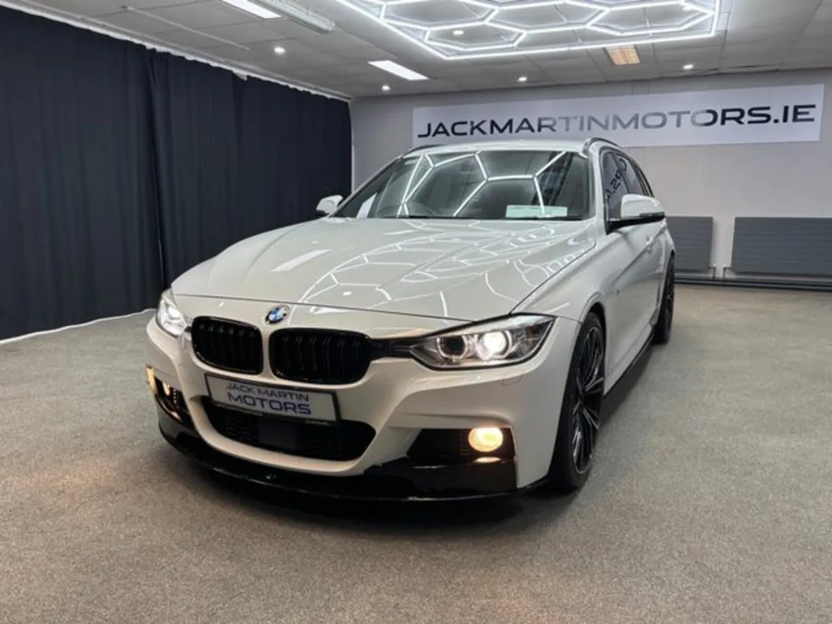 BMW 3-Series 320D Touring M Sport - Image 3