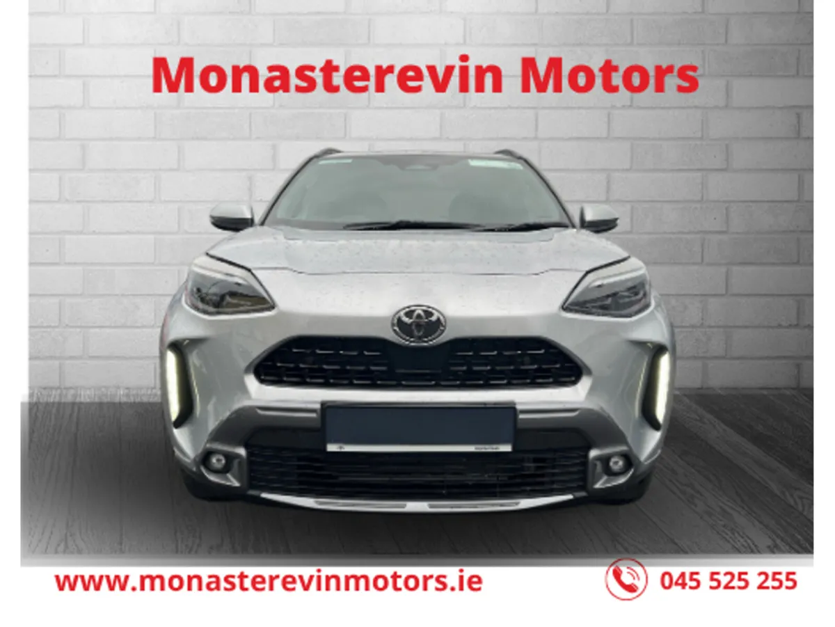 Toyota Yaris SOL 4DR AUTO - Image 2