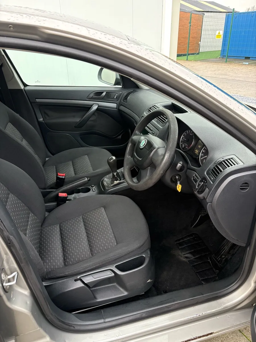 2011 Skoda Octavia 1.6 TDI - Image 4