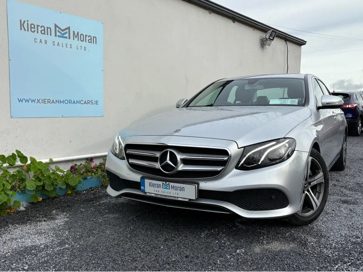 Mercedes-Benz E-Class E220 D SE 4DR AUTO - Image 4